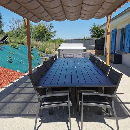 Дом отдыха Independant Avec Spa, Jardin, Terrain De Petanque, Proche Vignoble Du Champagne A - Fr-1-611-45 Коломбе-ле-дёз-Эглиз